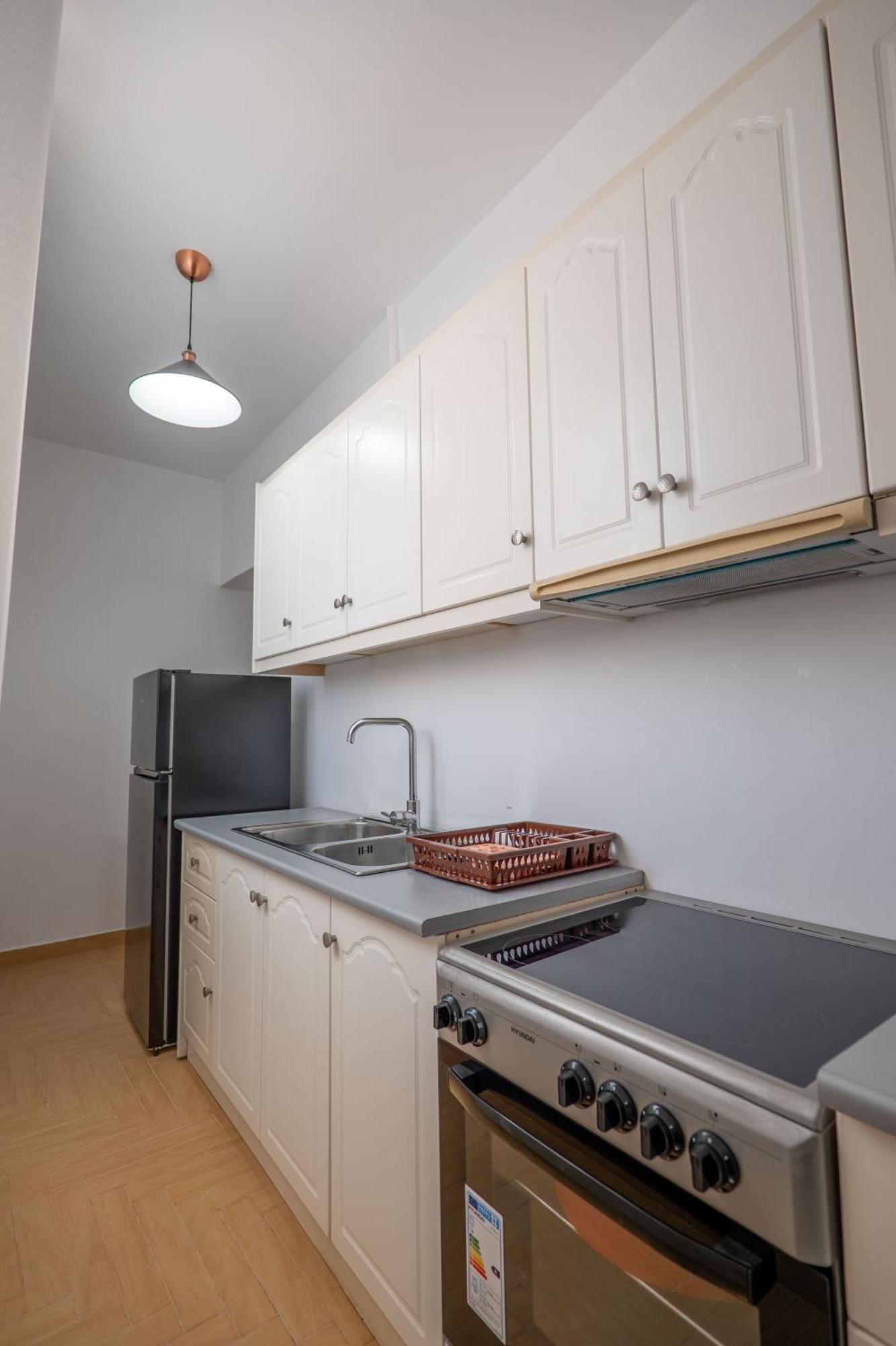 Hoteleks Inn & Suites Sarande Bagian luar foto