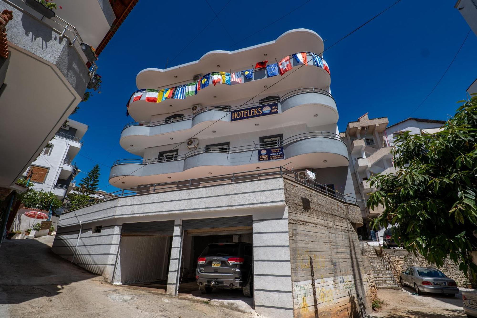 Hoteleks Inn & Suites Sarande Bagian luar foto